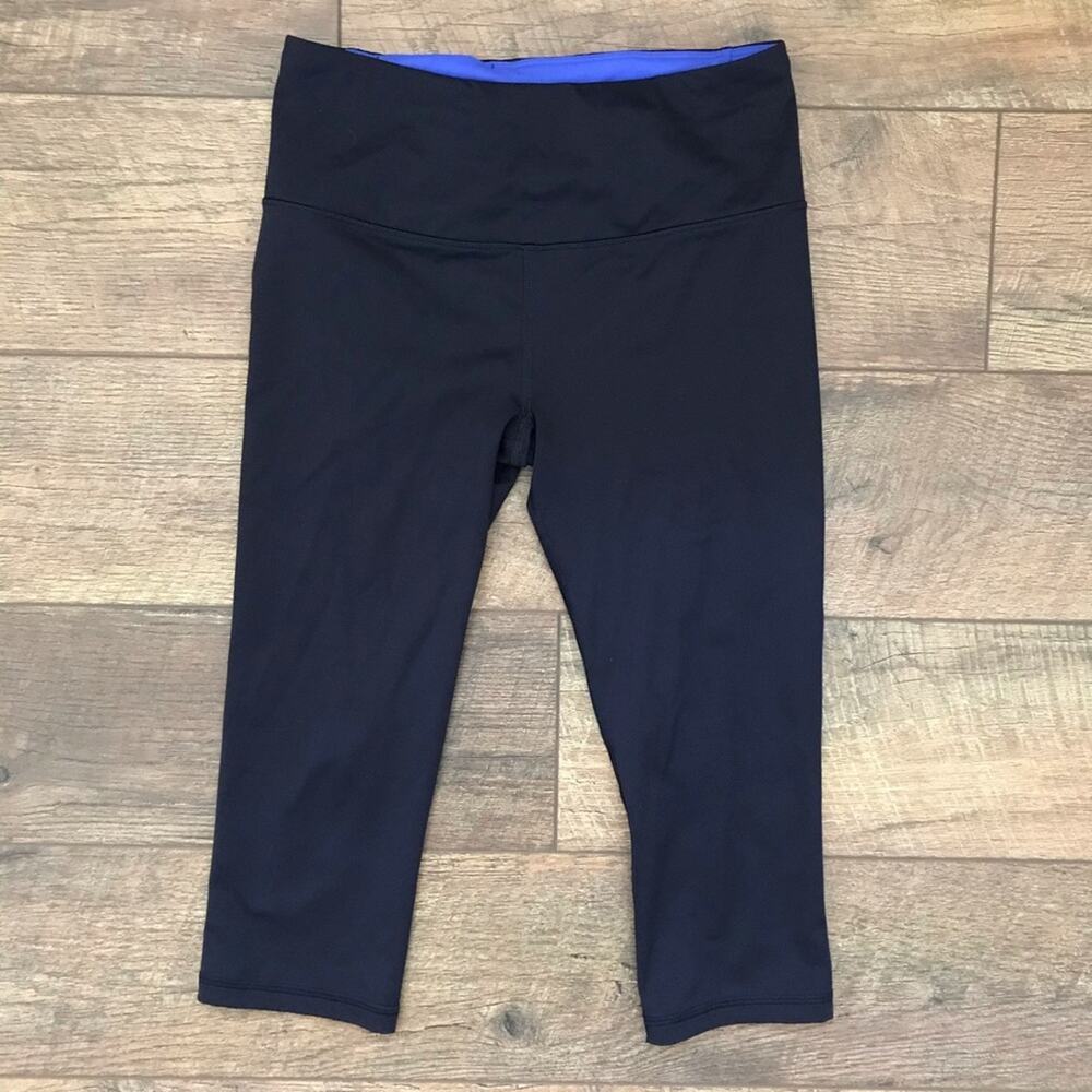 VSX Capri Crop Navy Workout Leggings